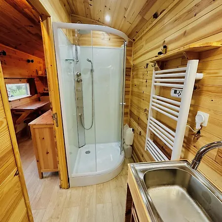 Camping Le pommier rustique Yvoir Extérieur photo