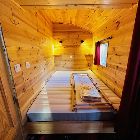 Camping Le pommier rustique Yvoir Extérieur photo