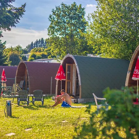 Camping Le pommier rustique Yvoir Extérieur photo