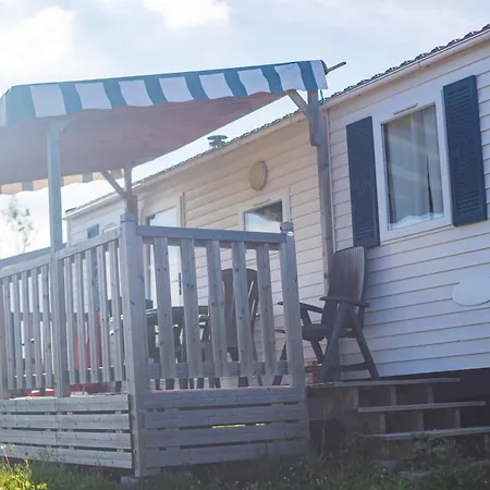 Camping Le pommier rustique Yvoir Extérieur photo