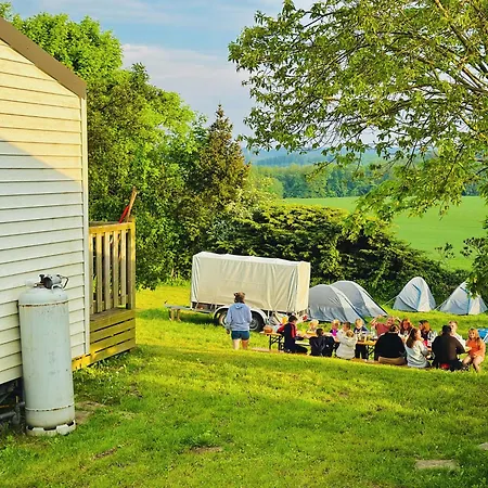 Camping Le pommier rustique Yvoir Extérieur photo